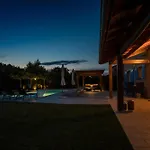 Ensoleillee Villa Vallon-Pont-d'Arc