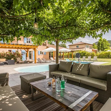 Ensoleillée Villa Vallon-Pont-dʼArc